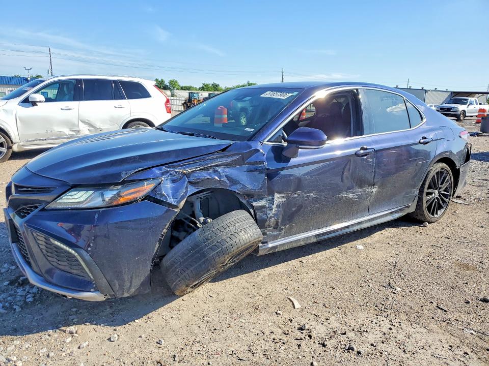 2022 Toyota Camry VIN 4T1K61AK9NU710944 COPART salvage auction — UNDERCARRIAGE, Tx - Salvage Vehicle Title, sold $7,900 on 2026-07-02 (photo 1)