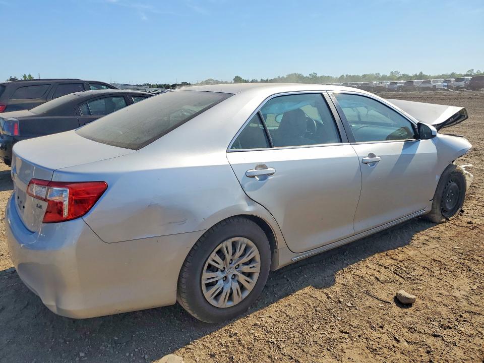 2014 Toyota Camry VIN 4T1BF1FK1EU356295 COPART salvage auction — FRONT END, Il - Salvage Certificate, sold $925 on 2026-07-09 (photo 3)