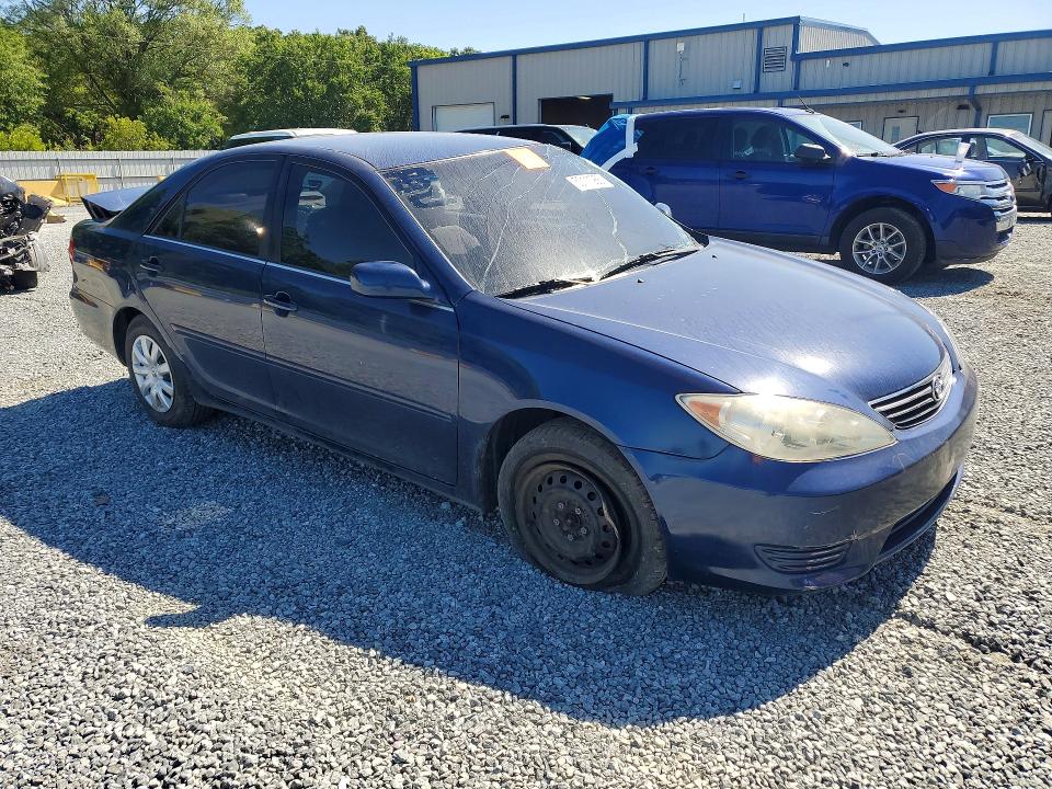 2005 Toyota Camry VIN 4T1BE30K25U099137 COPART salvage auction — REAR END, Nc - Salvage Certificate Of Title, sold $625 on 2026-07-02 (photo 4)
