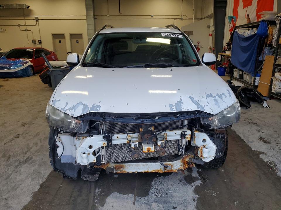 2010 Mitsubishi Outlander VIN JA4AS2AW6AZ608903 COPART salvage auction — FRONT END, ON - PERMIT SALVAGE, sold $150 on 2026-07-21 (photo 5)