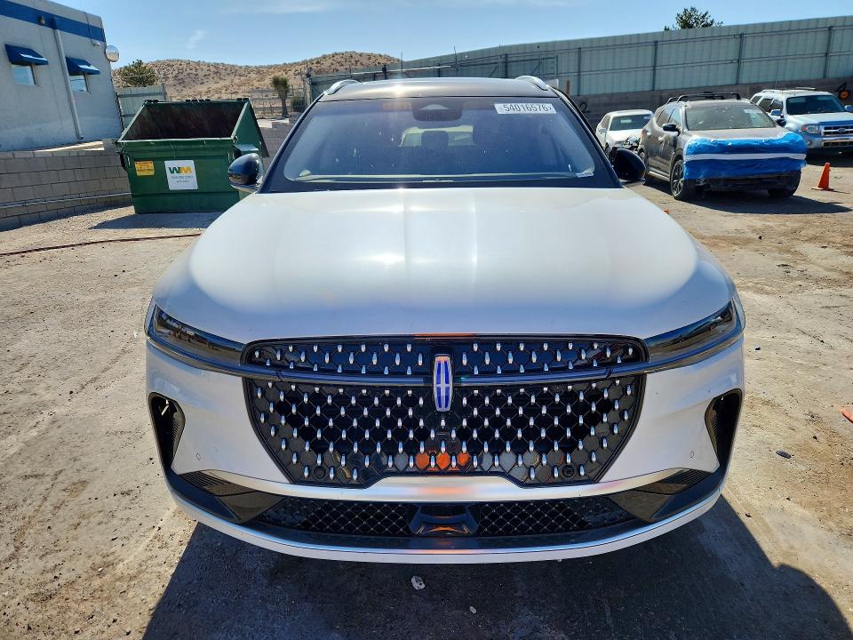 2024 Lincoln Nautilus VIN 5LMPJ8K4XRJ796329 COPART salvage auction — SIDE, Nm - Cert Of Title-Salvage, sold $28,000 on 2026-07-09 (photo 5)