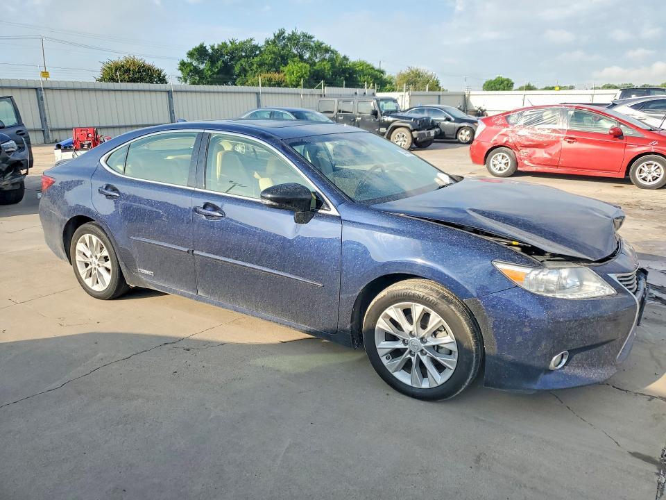 2015 Lexus ES VIN JTHBW1GG0F2088253 COPART salvage auction — FRONT END, Tx - Salvage Vehicle Title, sold $4,250 on 2026-07-09 (photo 4)