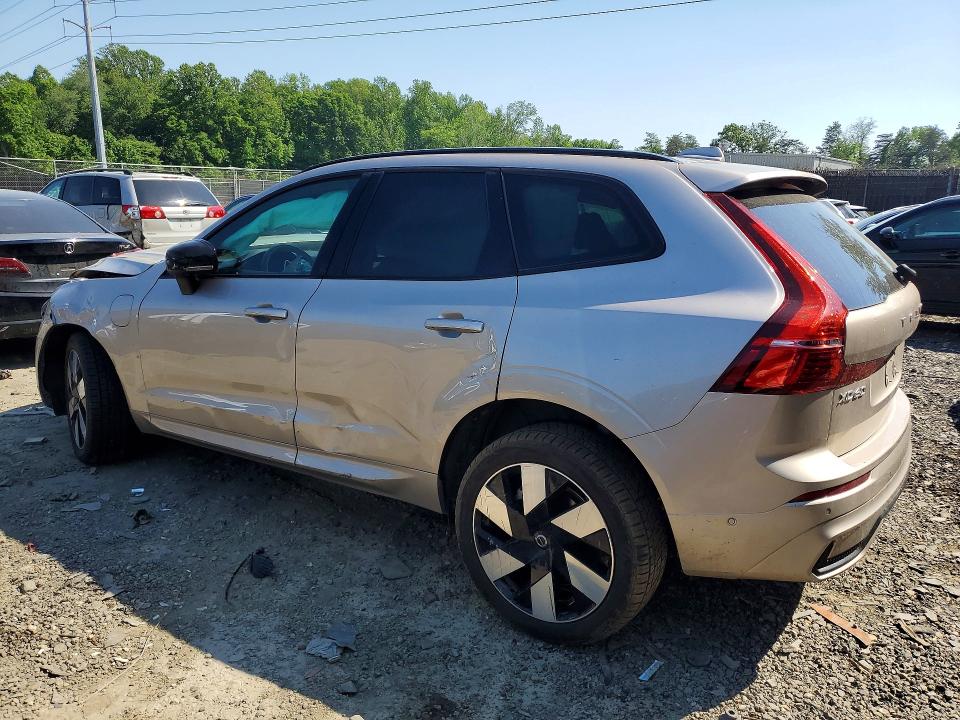2025 Volvo Xc60 VIN YV4H60RC0S1068131 COPART salvage auction — FRONT END, MD - CERT OF SALVAGE > 75% DAMAGE, sold $8,800 on 2026-07-31 (photo 2)