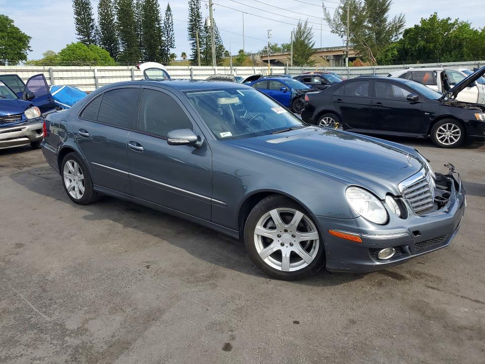 2008 Mercedes-benz E-class VIN WDBUF56X28B358541 COPART salvage auction — FRONT END, Fl - Cert Of Title Slvg Rebuildable, sold $475 on 2026-07-29 (photo 4)