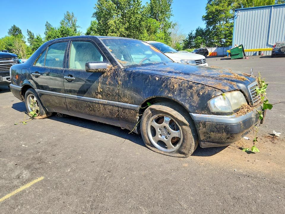 1995 Mercedes-benz C-klasse VIN WDBHA28E8SF256722 COPART salvage auction — FRONT END, Or - Lien Papers Salvage, sold $250 on 2026-07-27 (photo 4)