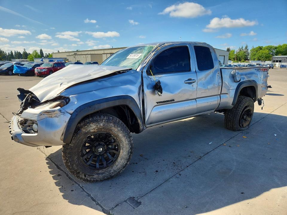 2016 Toyota Tacoma VIN 5TFSZ5AN5GX003774 COPART salvage auction — FRONT END, Or - Salvage Title Certificate, sold $4,850 on 2026-07-25 (photo 1)
