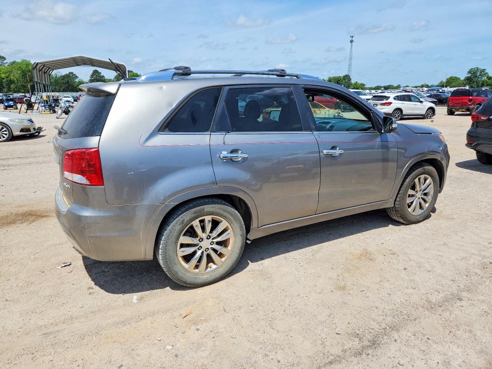 2012 Kia VIN 5XYKW4A26CG243325 COPART salvage auction — SIDE, Fl - Cert Of Title Slvg Rebuildable, sold $800 on 2026-07-02 (photo 3)