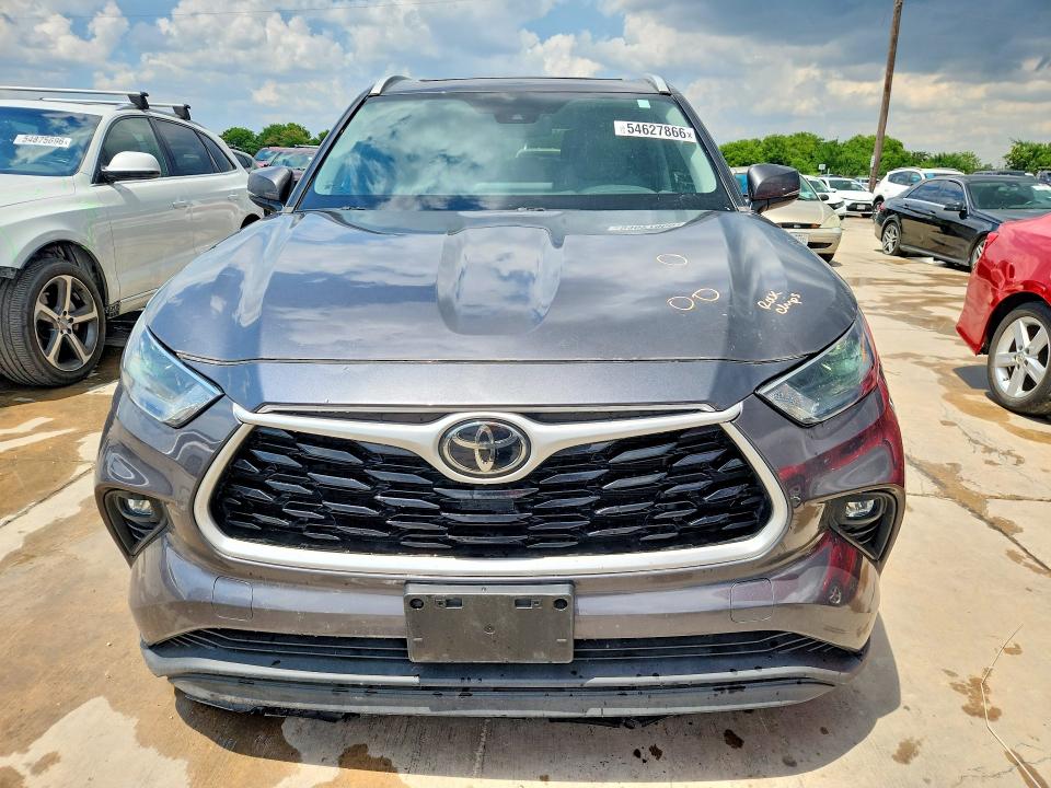 2023 Toyota Highlander VIN 5TDKDRAHXPS001993 COPART salvage auction — UNDERCARRIAGE, Tx - Salvage Vehicle Title, sold $2,100 on 2026-07-27 (photo 5)