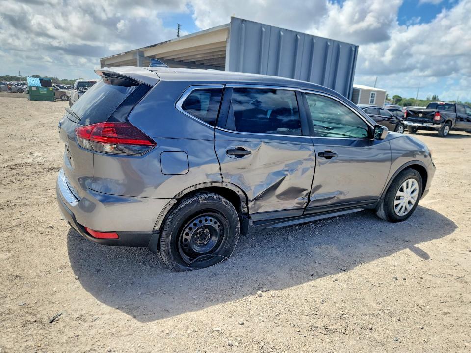2018 Nissan Rogue VIN JN8AT2MT4JW461782 COPART salvage auction — SIDE, Fl - Cert Of Title Slvg Rebuildable, sold $2,850 on 2026-07-09 (photo 3)