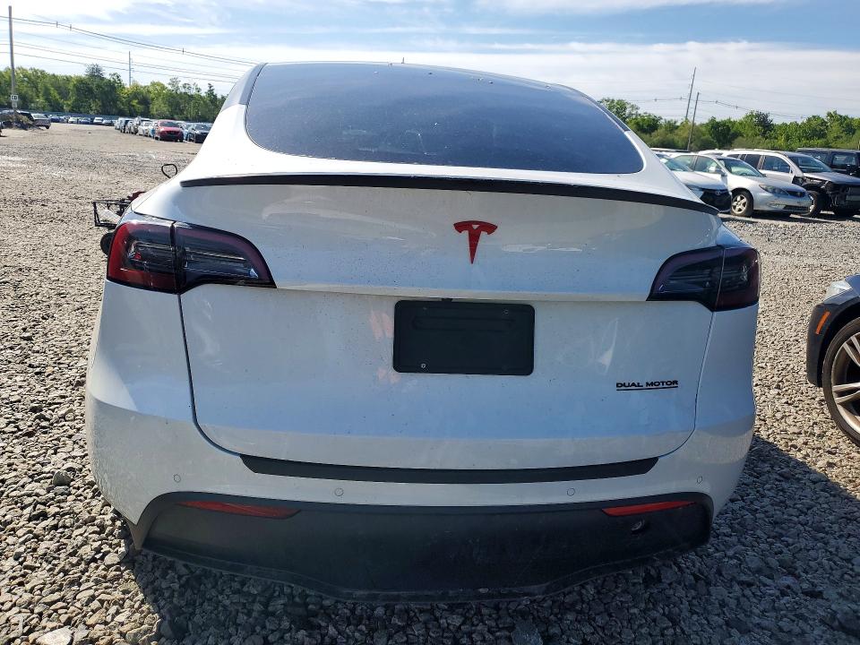 2022 Tesla Model y VIN 7SAYGDEF3NF461059 COPART salvage auction — FRONT END, MA - CERT OF TITLE-SALVAGE (P), sold $12,100 on 2026-07-22 (photo 6)