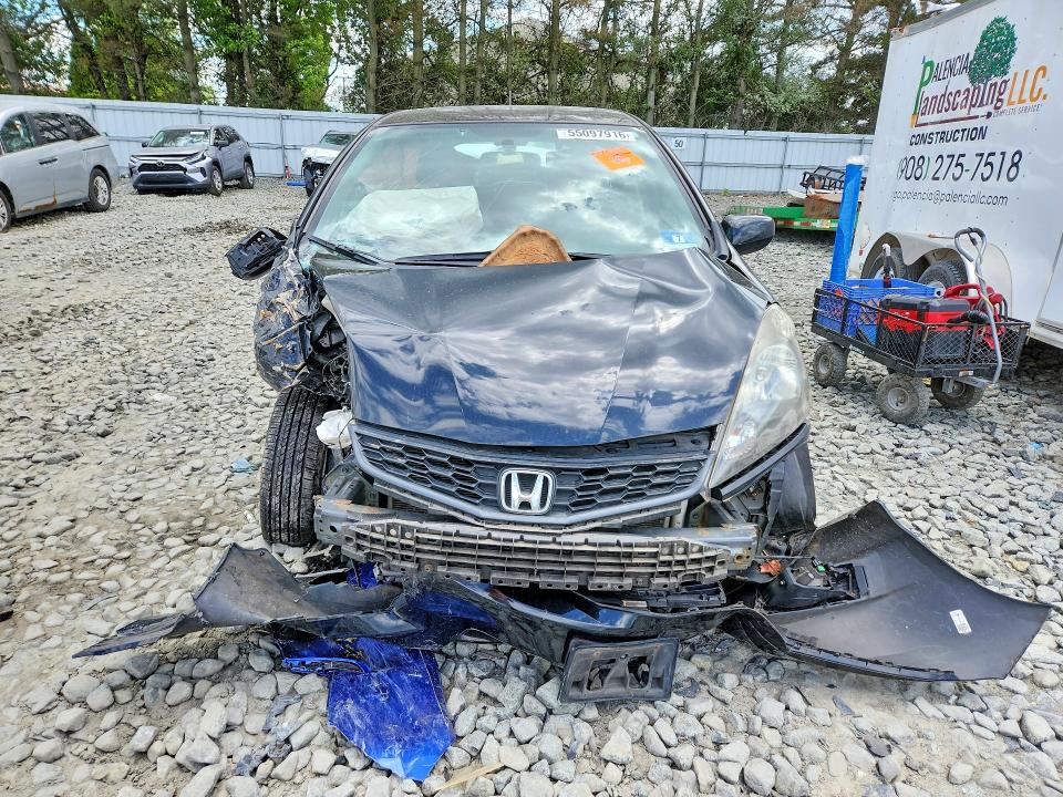 2013 Honda Fit VIN JHMGE8H5XDC067805 COPART salvage auction — FRONT END, Nj - Cert Of Title-Salvage, sold $275 on 2026-07-27 (photo 5)