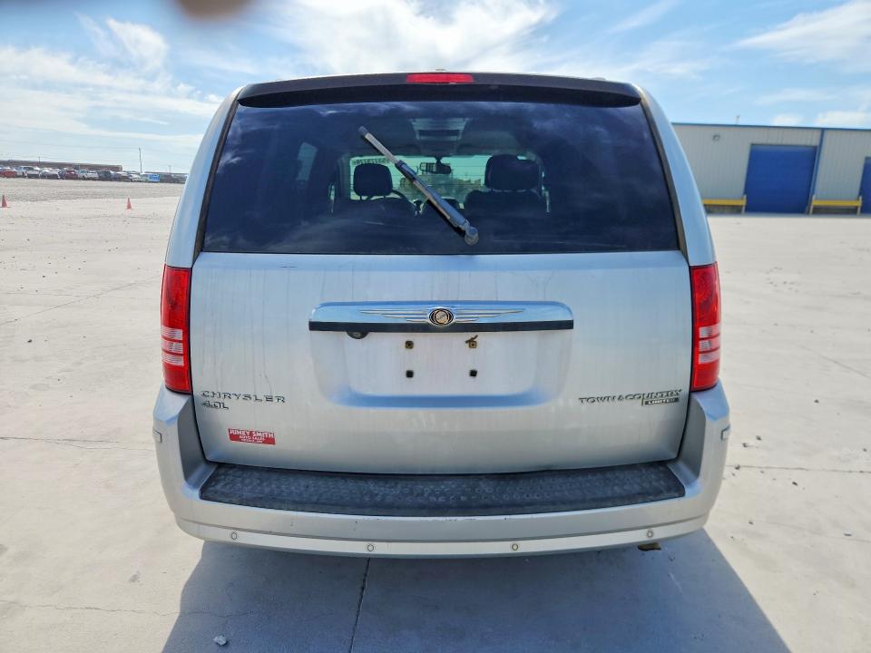 2010 Chrysler Voyager VIN 2A4RR7DX7AR391145 COPART salvage auction — FRONT END, Tx - Salvage Vehicle Title, sold $175 on 2026-07-10 (photo 6)