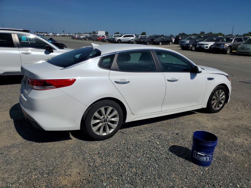 2018 Kia Optima VIN 5XXGT4L3XJG263325 COPART salvage auction — FRONT END, CA - SALVAGE CERTIFICATE, sold $1,050 on 2026-07-28 (photo 3)