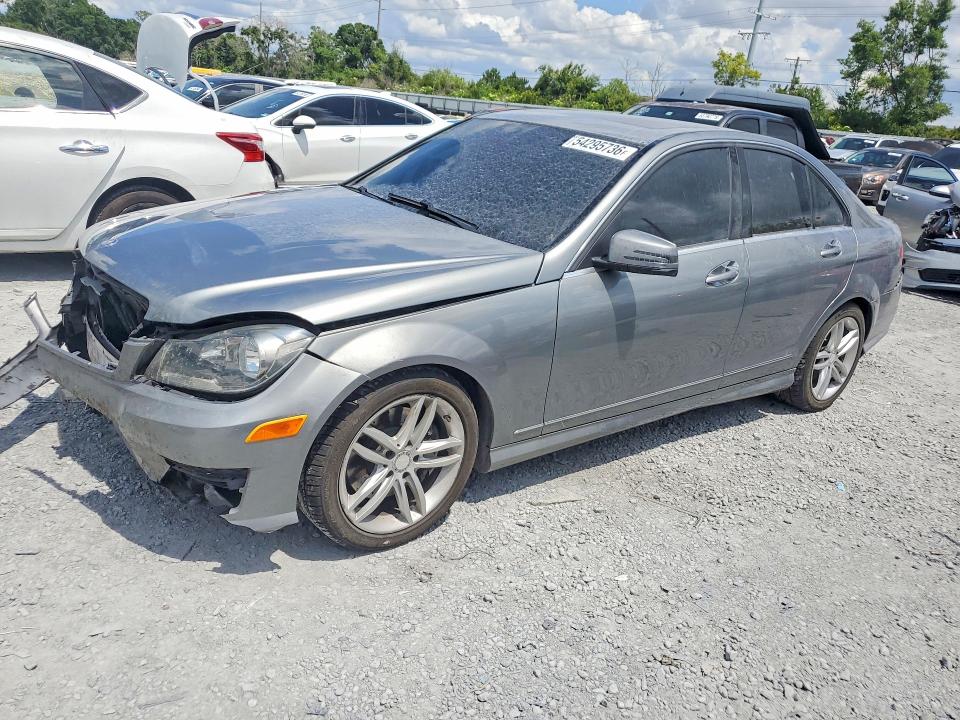 2013 Mercedes-benz C-klasse VIN WDDGF8AB6DG120609 COPART salvage auction — FRONT END, Fl - Cert Of Title Slvg Rebuildable, sold $1,650 on 2026-07-10 (photo 1)