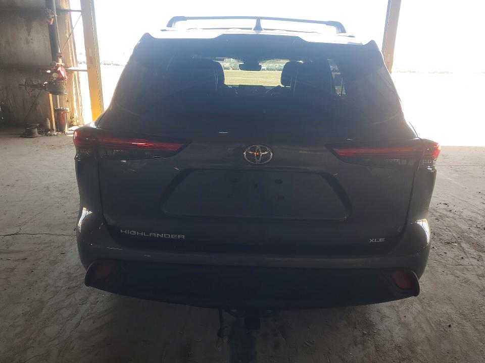 2022 Toyota Highlander VIN 5TDGZRAH9NS131638 COPART salvage auction — FRONT END, Az - Cert Of Title - Salvage, sold $14,500 on 2026-07-20 (photo 6)