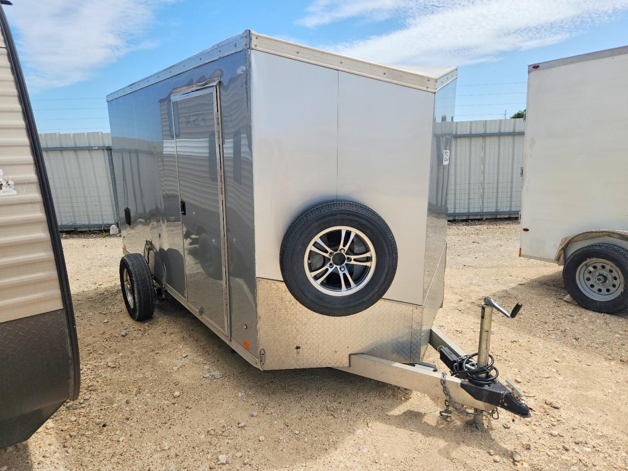 2022 Aluminum Trailer Co VIN 5JX1C141XNC224134 COPART salvage auction — Side, TX - SALVAGE VEHICLE TITLE (P), sold $1,250 on 2026-07-09 (photo 1)