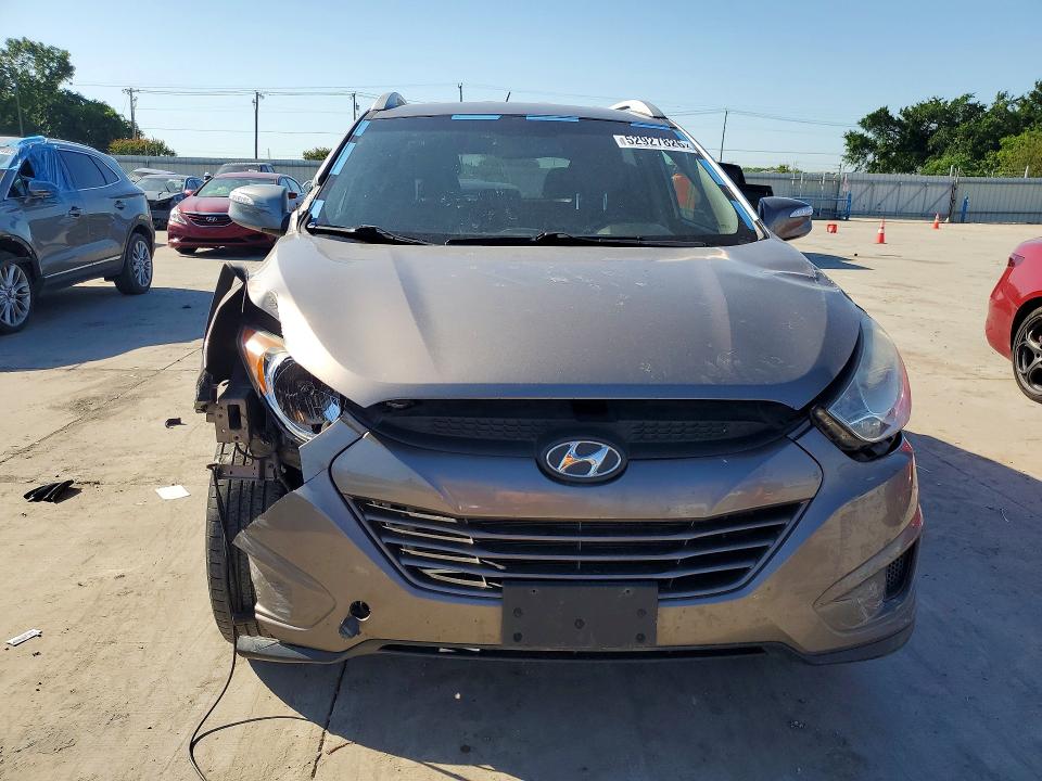 2012 Hyundai VIN KM8JU3AC6CU338062 COPART salvage auction — FRONT END, Tx - Salvage Vehicle Title, sold $1,700 on 2026-07-02 (photo 5)