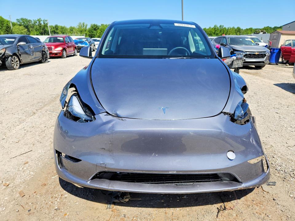 2025 Tesla Model y VIN 7SAYGDEE5SA359052 COPART salvage auction — FRONT END, Ky - Cert Of Title-Salvage Water, sold $14,300 on 2026-07-16 (photo 5)