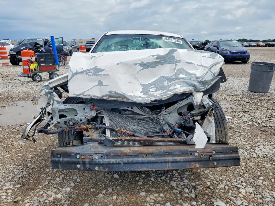 2004 Mercury Grand marquis VIN 2MEFM75W84X686427 COPART salvage auction — FRONT END, Tx - Salvage Vehicle Title, sold $500 on 2026-07-06 (photo 5)