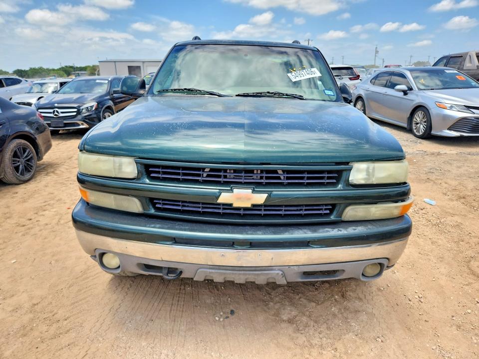 2003 Chevrolet Suburban VIN 3GNFK16Z33G230378 COPART salvage auction — SIDE, Tx - Salvage Vehicle Title, sold $1,000 on 2026-07-02 (photo 5)