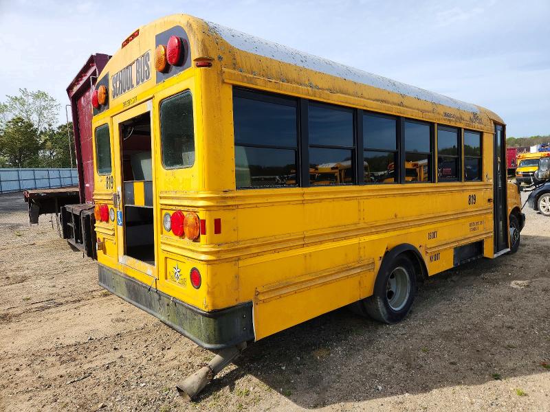 2010 Chevrolet Express VIN 1GB9G5AL0A1176393 COPART salvage auction — MINOR DENT/SCRATCHES, Ny - Certificate Of Title, sold $2,500 on 2026-07-09 (photo 4)