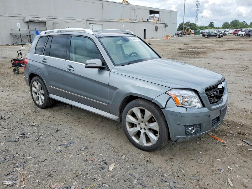 2010 Mercedes-benz Glk-klasse VIN WDCGG8HB4AF428631 COPART salvage auction — FRONT END, Va - Cert Of Title - Salvage, sold $1,100 on 2026-08-19 (photo 4)
