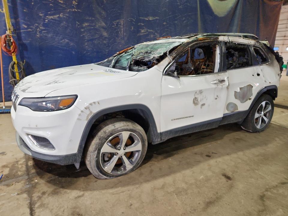 2019 Jeep Cherokee VIN 1C4PJMDN4KD320474 COPART salvage auction — INTERIOR BURN, Mi - Certificate Of Title, sold $300 on 2026-07-02 (photo 1)