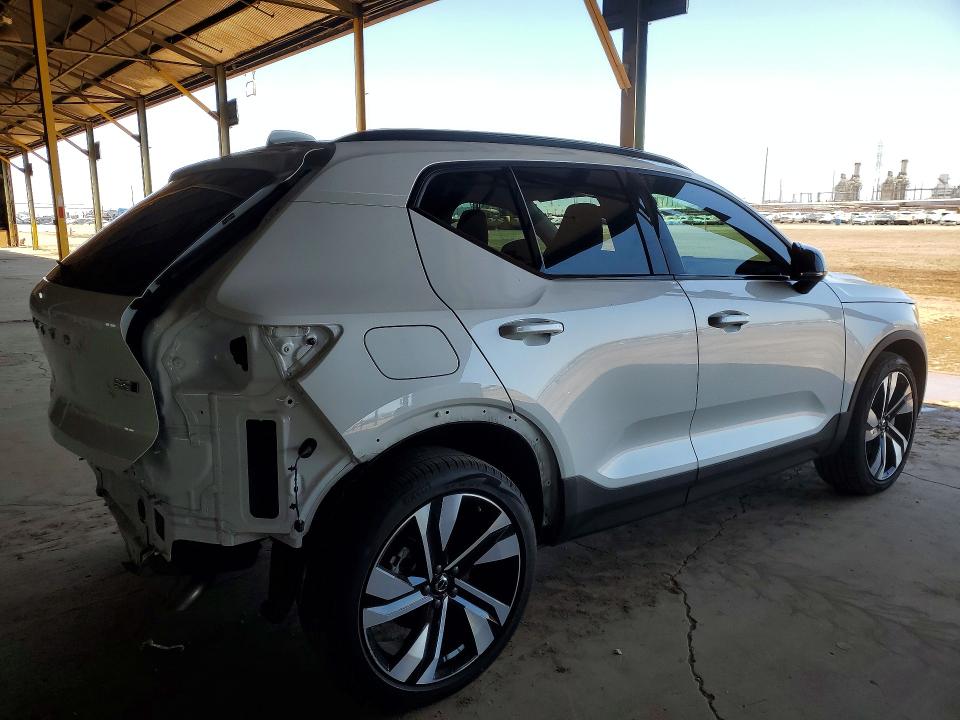 2025 Volvo VIN YV4L12UCXS2458207 COPART salvage auction — REAR END, Az - Cert Of Title - Salvage, sold $15,600 on 2026-07-06 (photo 3)