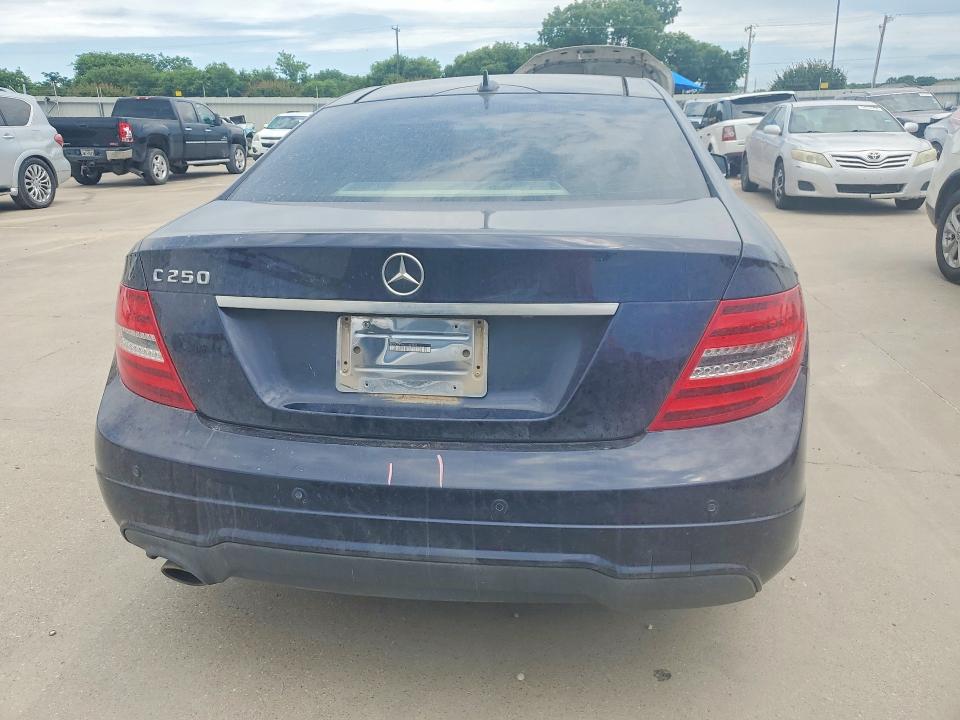 2013 Mercedes-benz VIN WDDGJ4HB4DG003642 COPART salvage auction — FRONT END, Tx - Salvage Vehicle Title, sold $900 on 2026-07-02 (photo 6)
