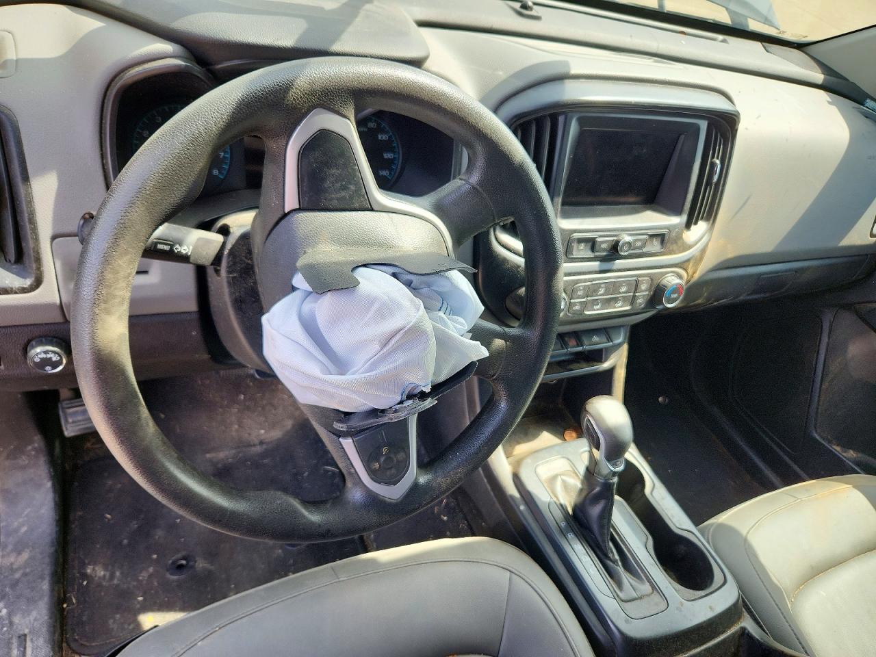 2022 Chevrolet Colorado VIN 1GCHSBEAXN1126233 COPART salvage auction — Frame Damage, TX - SALVAGE VEHICLE TITLE, sold $3,400 on 2026-07-09 (photo 8)