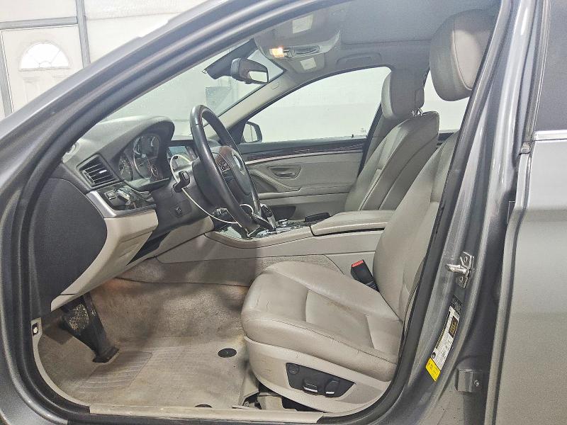 2012 BMW 5 series VIN WBAXG5C50CDY29918 COPART salvage auction — MINOR DENT/SCRATCHES, GA - CERT OF TITLE-MANUFCTR BUYBACK, sold $1,700 on 2026-07-09 (photo 7)