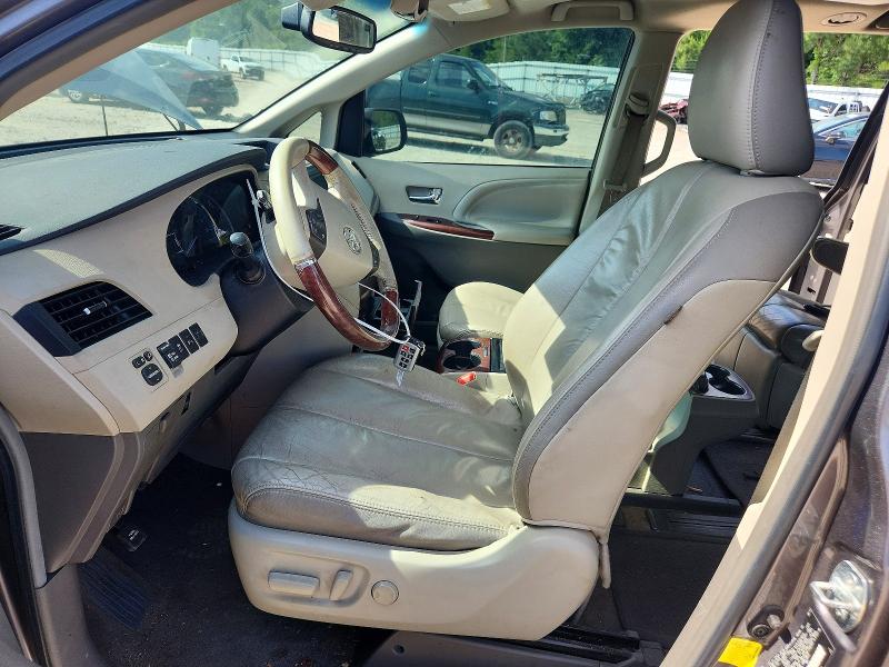 2011 Toyota Sienna VIN 5TDYK3DC4BS158456 COPART salvage auction — FRONT END, Fl - Cert Of Title Slvg Rebuildable, sold $400 on 2026-07-31 (photo 7)