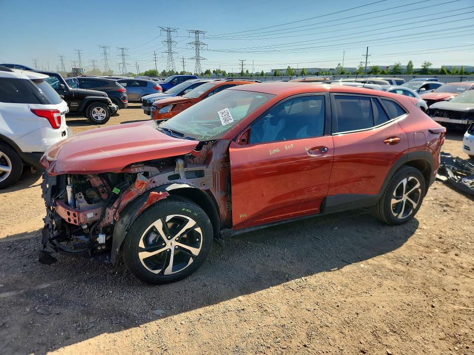 2024 Chevrolet Trax VIN KL77LGE2XRC052303 COPART salvage auction — FRONT END, Il - Salvage Certificate, sold $5,900 on 2026-07-28 (photo 1)
