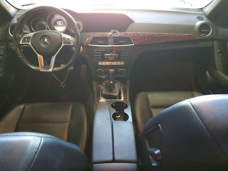2012 Mercedes-benz C class VIN WDDGF4HB0CR218665 COPART salvage auction — NORMAL WEAR, Va - Certificate Of Title, sold $400 on 2026-07-14 (photo 8)