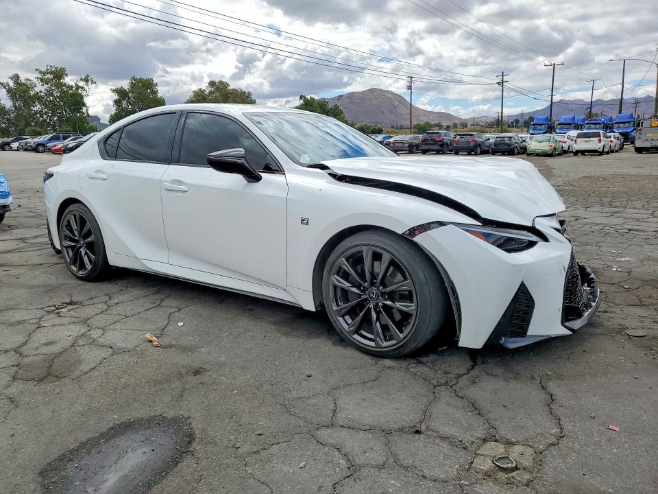 2025 Lexus VIN JTHGZ1B25S5082711 COPART salvage auction — FRONT END, CA - SALVAGE CERTIFICATE, sold $15,500 on 2026-07-27 (photo 4)