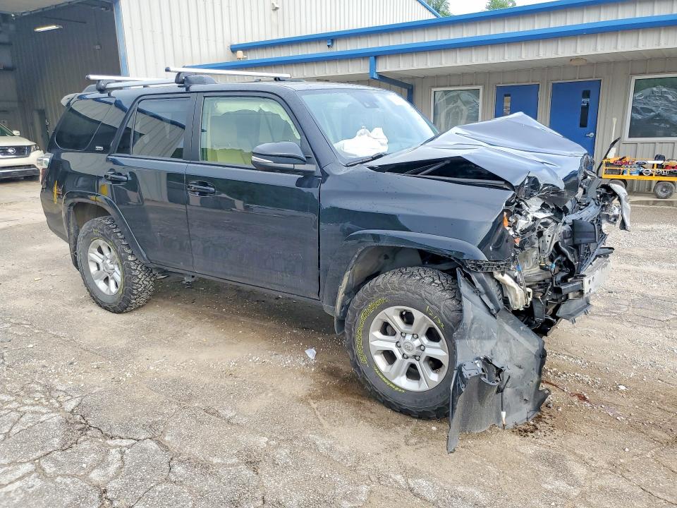 2022 Toyota 4runner VIN JTENU5JRXN6001080 COPART salvage auction — FRONT END, Wv - Salvage Certificate, sold $10,000 on 2026-07-30 (photo 4)