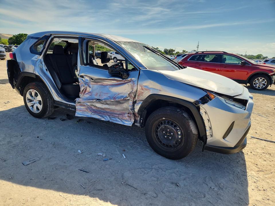 2025 Toyota VIN JTMH1RFV2SD139341 COPART salvage auction — ROLLOVER, Fl - Certificate Of Destruction, sold $4,050 on 2026-07-16 (photo 4)