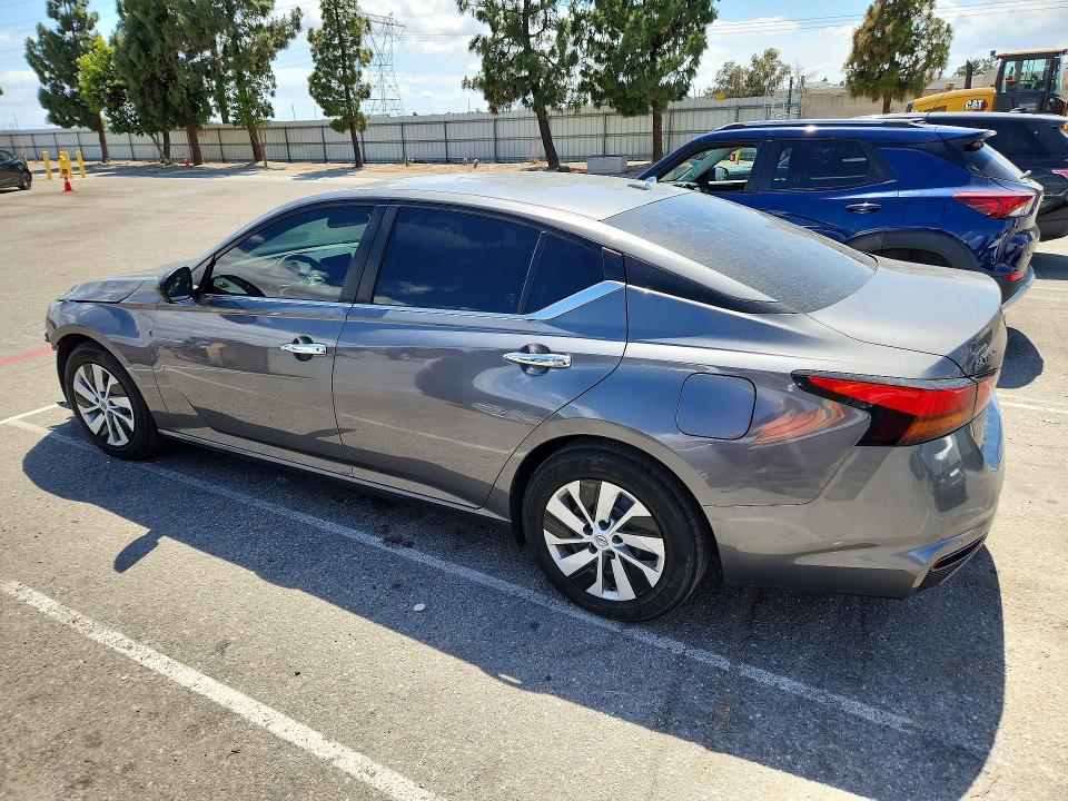 2025 Nissan Altima VIN 1N4BL4BV1SN304451 COPART salvage auction — FRONT END, Ca - Salvage Certificate, sold $7,300 on 2026-07-30 (photo 2)