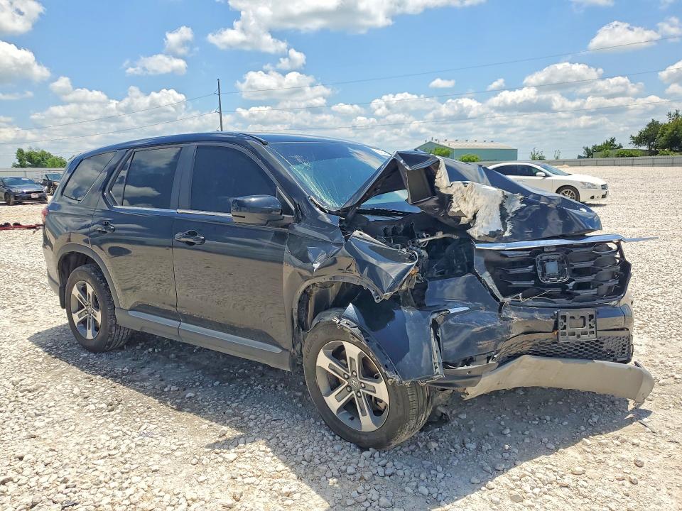 2023 Honda Pilot VIN 5FNYG2H56PB000588 COPART salvage auction — FRONT END, Tx - Salvage Vehicle Title, sold $7,000 on 2026-07-30 (photo 4)