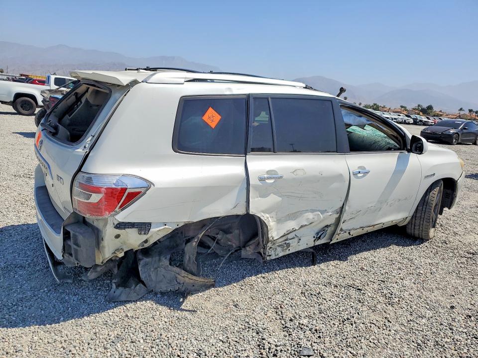 2009 Toyota 0125 VIN JTEEW44A492027634 COPART salvage auction — ROLLOVER, CA - SALVAGE CERTIFICATE, sold $225 on 2026-07-08 (photo 3)