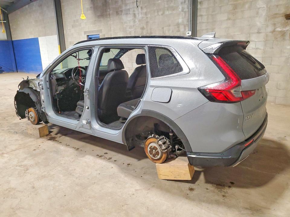 2025 Honda Cr-v VIN 7FARS6H85SE085411 COPART salvage auction — VANDALISM, Pa - Cert Of Salvage-Theft, sold $13,300 on 2026-07-29 (photo 2)