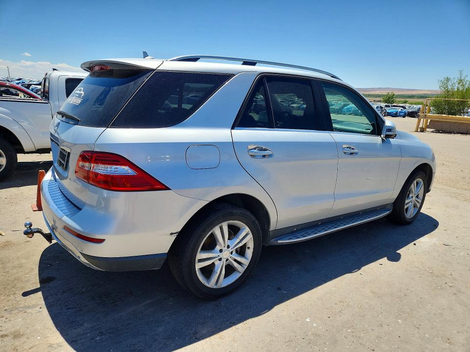 2014 Mercedes-benz Ml-class VIN 4JGDA2EB5EA289653 COPART salvage auction — NORMAL WEAR, Az - Certificate Of Title, sold $4,200 on 2026-08-13 (photo 3)