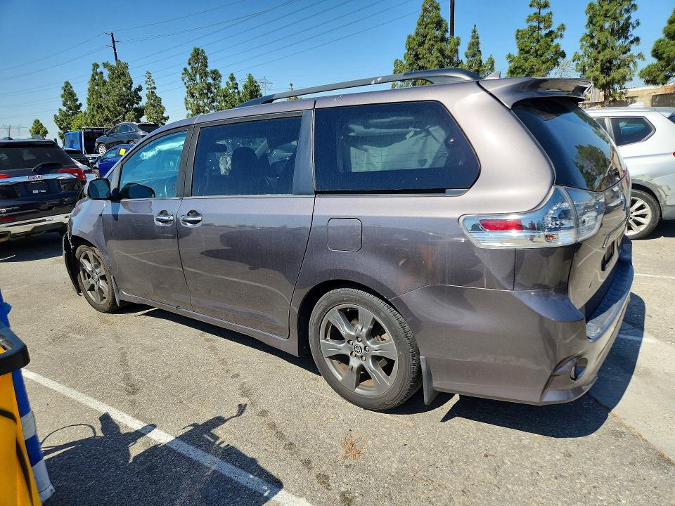 2020 Toyota Sienna VIN 5TDXZ3DCXLS087367 COPART salvage auction — FRONT END, Ca - Salvage Certificate, sold $11,200 on 2026-07-14 (photo 2)