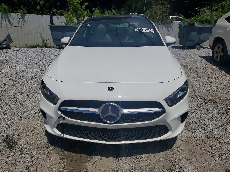 2019 Mercedes-benz A-class VIN WDD3G4EB5KW025122 COPART salvage auction — MINOR DENT/SCRATCHES, Ga - Certificate Of Title, sold $8,300 on 2026-07-13 (photo 5)