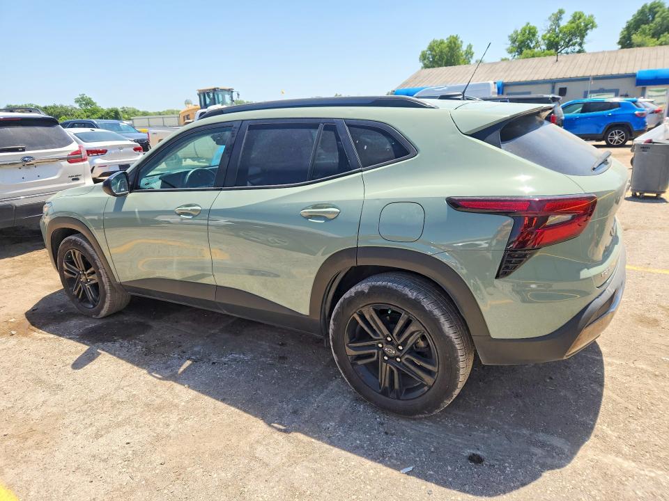 2025 Chevrolet VIN KL77LKEP5SC087495 COPART salvage auction — HAIL, Ks - Cert Of Title-Salvage, sold $11,000 on 2026-07-15 (photo 2)