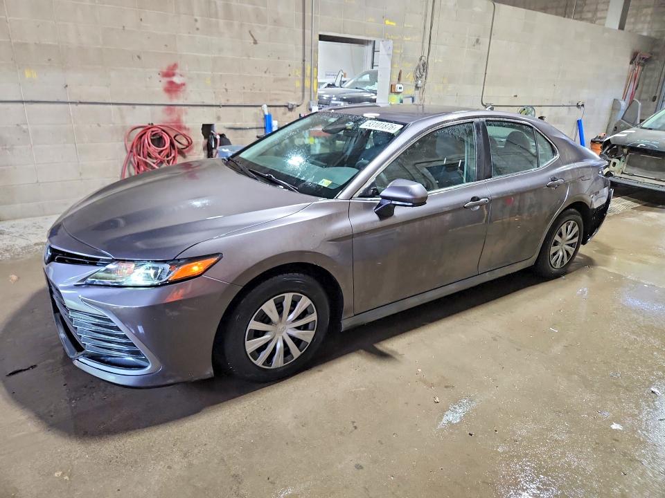 2022 Toyota Camry VIN 4T1C31AK1NU577786 COPART salvage auction — REAR END, Mn - Cert Of Title-Salvage, sold $8,000 on 2026-07-02 (photo 1)