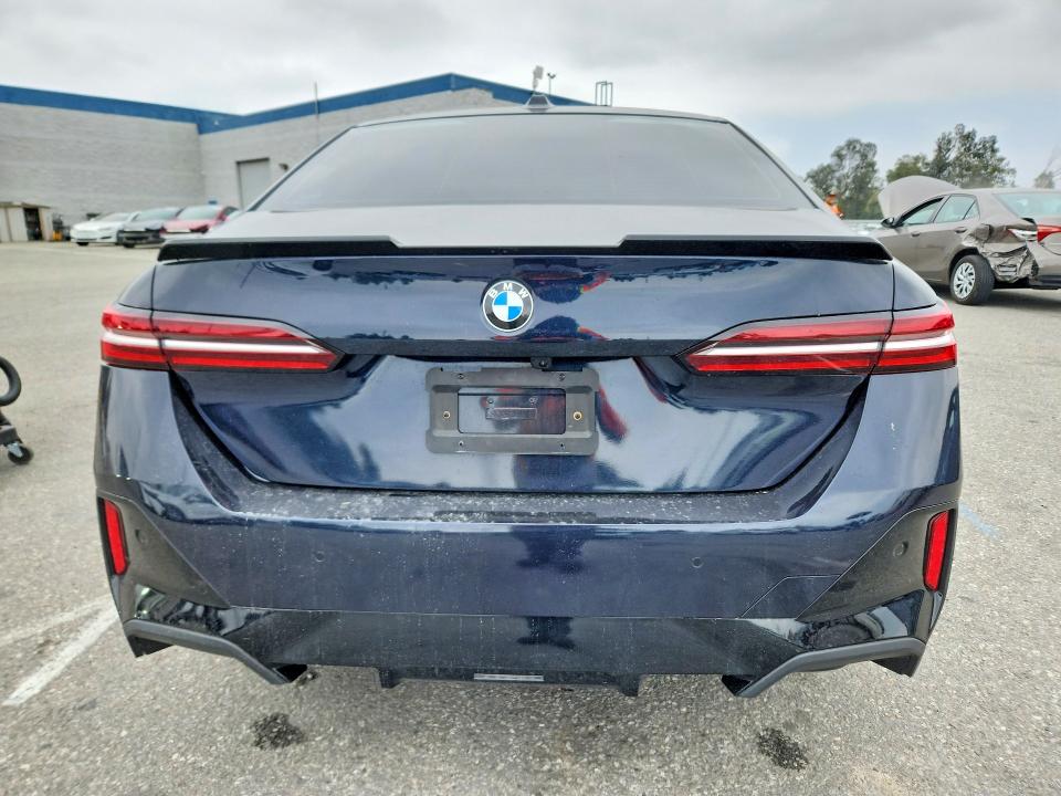 2024 BMW 5er VIN WBA53FJ05RCP81119 COPART salvage auction — REAR END, CA - SALVAGE CERTIFICATE, sold $475 on 2026-07-21 (photo 6)