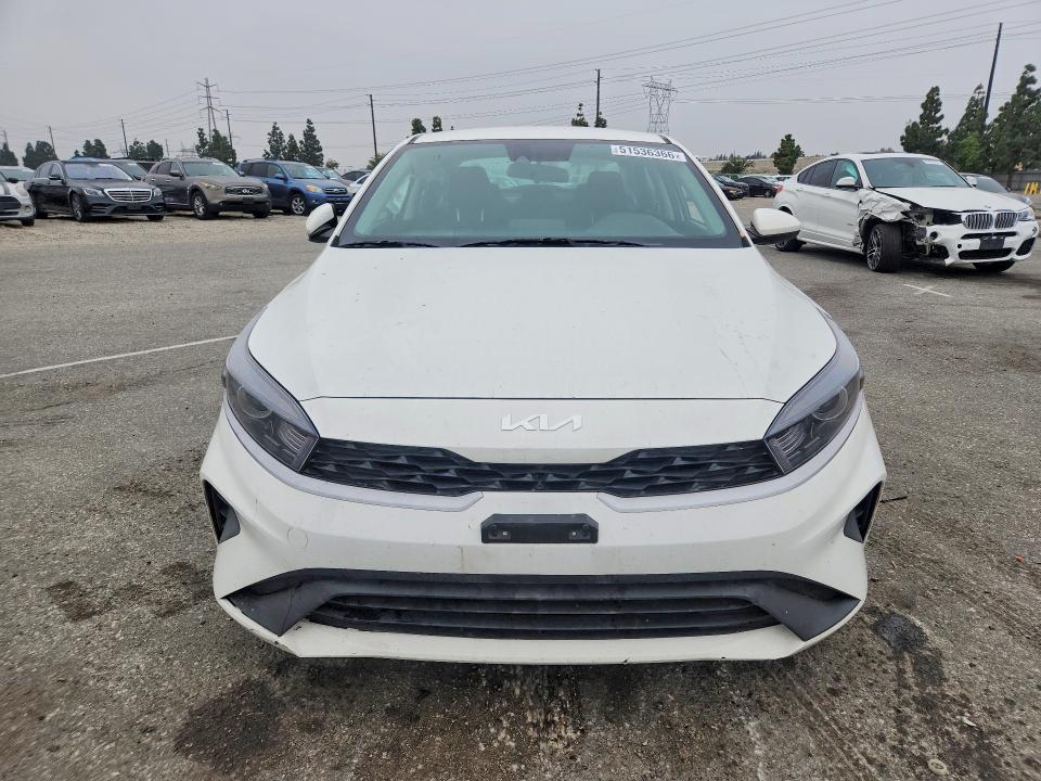 2024 Kia Forte VIN 3KPF24AD8RE784848 COPART salvage auction — SIDE, Ca - Salvage Certificate, sold $4,950 on 2026-07-02 (photo 5)