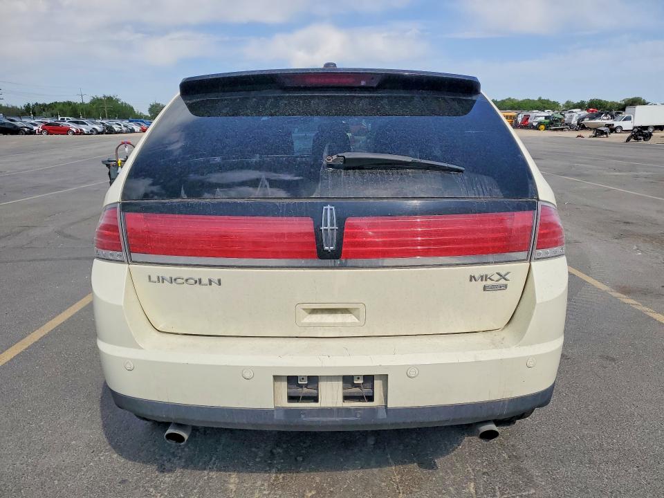 2008 Lincoln Mkx VIN 2LMDU88C28BJ12702 COPART salvage auction — FRONT END, Id - Certificate Of Title, sold $225 on 2026-07-30 (photo 6)
