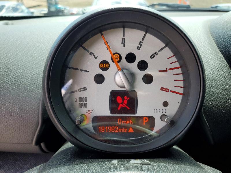 2012 Mini Cooper VIN WMWZB3C52CWM02921 COPART salvage auction — FRONT END, Nv - Salvage Title, sold $575 on 2026-08-05 (photo 9)